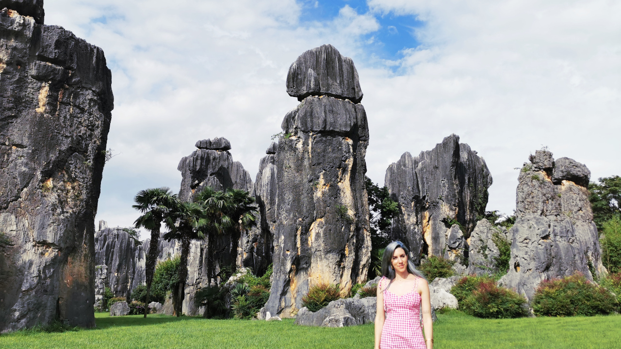 photography confidential expat travel kunming stone forest trip hotel accommodation