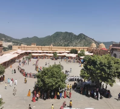 visit old jaipur city amber palace india